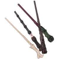 Harry Potter Baguette Lumos 7`` 4 Modèles Expédition Aléatoire Assorti