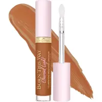 Too Faced Born This Way Ethereal Light Illuminating Smoothing Concealer correcteur éclat pour un effet naturel teinte Caramel Drizzle 5 ml