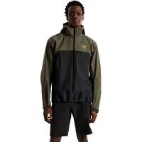Arc'teryx - Veste imperméable et coupe-vent pour alpinisme en GORE-TEX ePE - Beta Jacket M Spotlight pour Homme en Nylon - Taille S - Vert