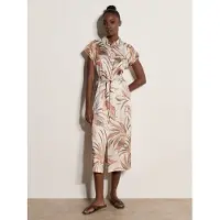 Apricot Robe ' ' pierre