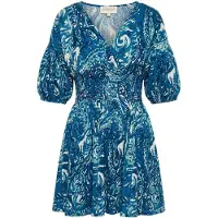 Apricot Robe ' ' bleu