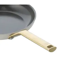 BK Sublime Cream White koekenpan met keramische antikleeflaag 28cm (CC009074001), Poêle + casserole, Blanc, Vert
