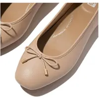 FitFlop pour femme. HX8-B41 Ballerines en Cuir Delicato beige (39), Plat, Aucun, Classique