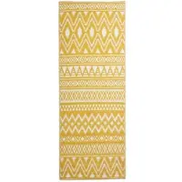 Homescapes Tapis d'extérieur résistant aux intempéries, tapis de passage jaune et blanc 75 x 200 cm, tapis de jardin Anna à motifs ethniques, tapis de balcon réversible