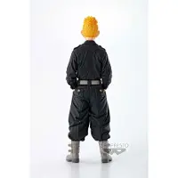 Bandai Tokyo Revengers Fig Vol.2 : Takemichi Hanagaki 16cm