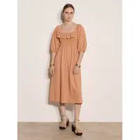 Apricot Robe ' ' abricot