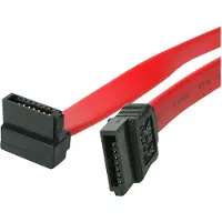 StarTech.com Câble SATA Serial ATA - 46 cm - 18 pouces - Rouge - 1 Connecteur Angle Droit Coudé - 2x SATA Receptacle - Câble SATA - Serial ATA 150/300/600 - SATA (R) pour SATA (R) - 45.7 cm -...