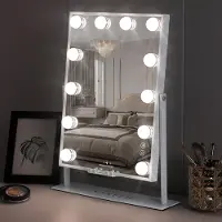 Vanitii Miroir de maquillage avec éclairage 30 x 41cm Eclairage LED 12 lampes à intensité variable 3 modes de couleur Bluetooth Miroir de maquillage pivotant à 360° pour la coiffeuse