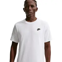 Nike T-Shirt 'Club' noir / blanc