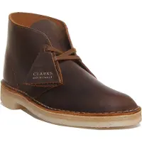 Clarks Chaussure à lacets 'Desert Boot Beeswax' marron