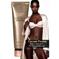 Victoria's Secret Velvet Petals Shimmer Lotion pour le Corps 236 ml