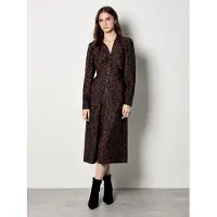 Apricot Robe ' ' marron