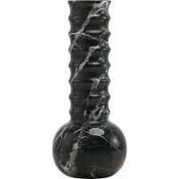Mr. Stoned Vase en Marbre Cannelé Noir