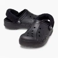 Crocs Baya Sabots à brides en peluche doublés Noir/Noir