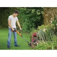 Black & Decker Black and Decker - Coupe-bordures à batterie 18V 2Ah Li-Ion 28cm POWERCOMMAND - STC1820EPC