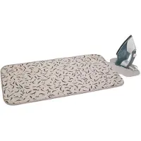 Joseph Joseph Tapis de repassage pliable Swift 90 x 47 cm, tapis de repassage en silicone intégré, résistant à la chaleur, idéal pour un repassage pratique et sûr de.