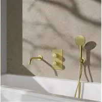 FortiFura Calvi Ensemble de robinet de baignoire - bec - 22cm réductible - flexible en métal - douchette ronde - partie encastrable - support mural - laiton brossé