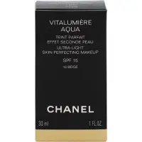 Chanel Vitalumière Aqua fond de teint ultra-léger pour une peau éclatante teinte 10 Beige SPF 15 30 ml