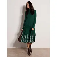 Apricot Robe ' ' vert