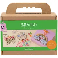 Creativ Company Mini-kit de loisirs créatifs : Broderie – Papillon, coquillage et arc-en-ciel